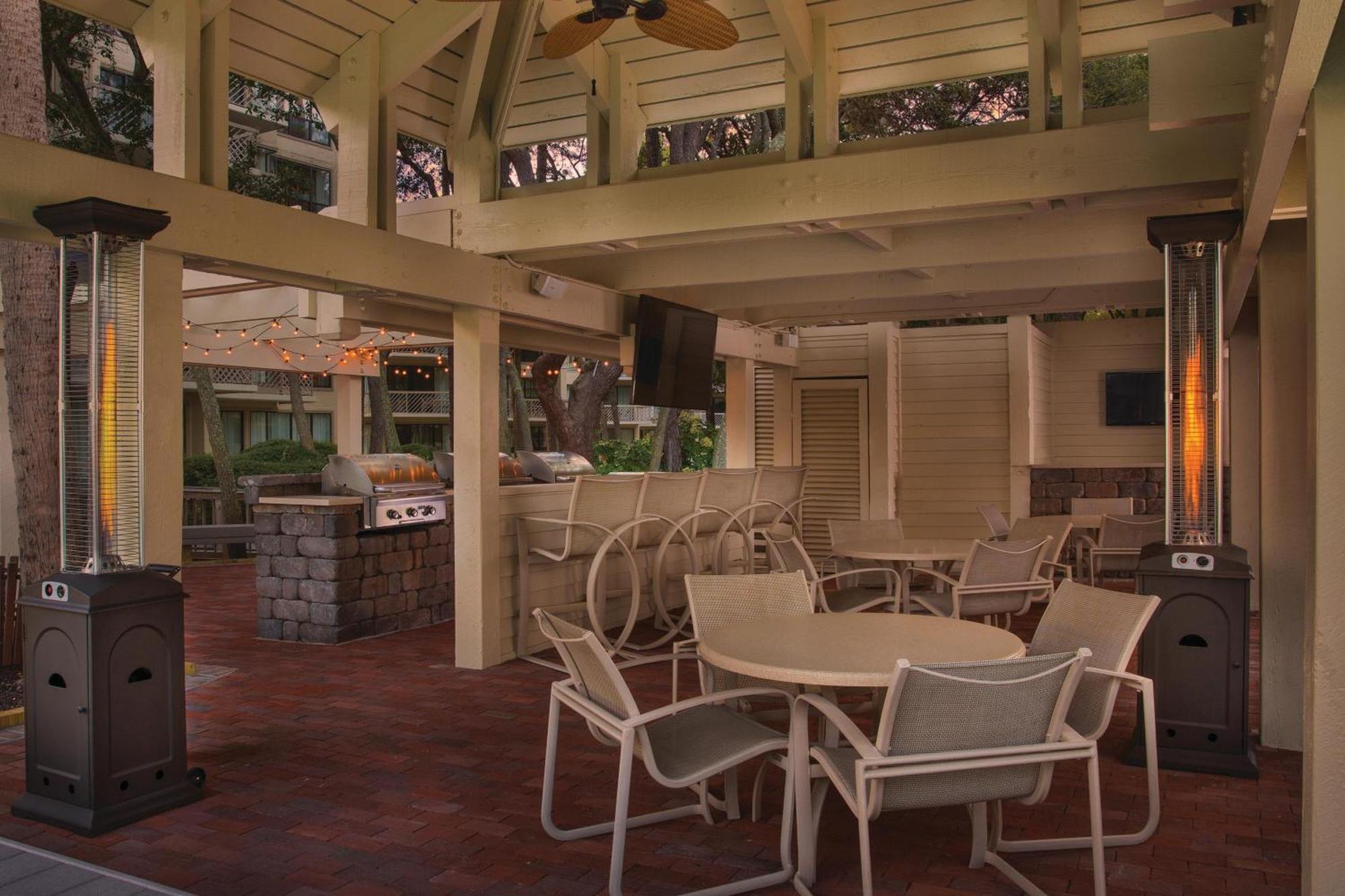 Отель Marriott'S Monarch At Sea Pines Хилтон-Хед-Айленд Экстерьер фото